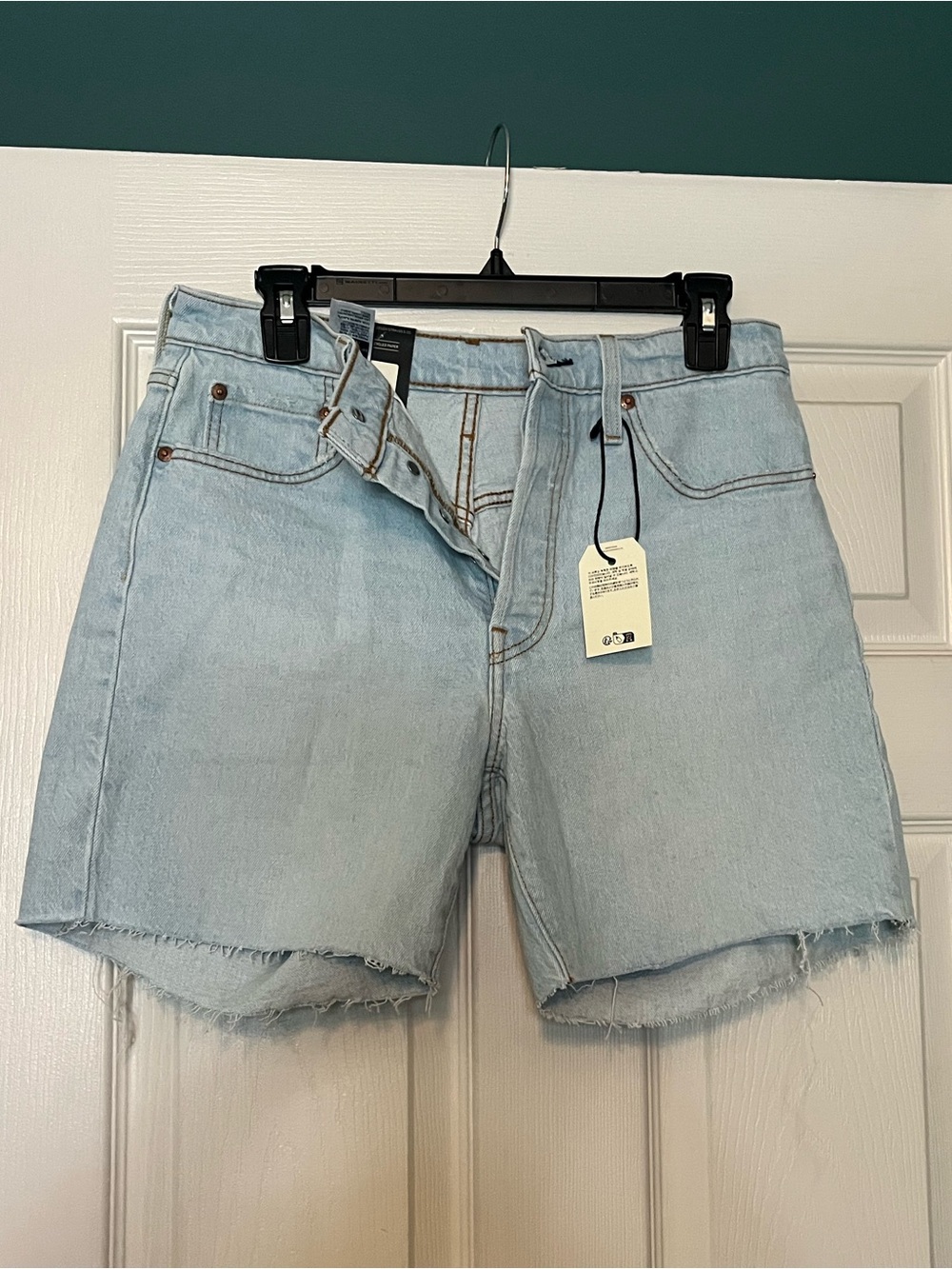 Levi's 501 Light Wash High-Rise Mid-Thigh Jean Shorts - Picture 2 of 5